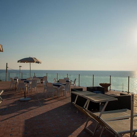 Hotel Albatros Форио Экстерьер фото
